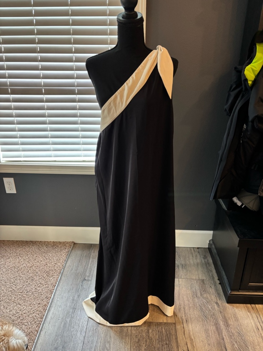 Abercrombie & Fitch Asymmetric One-Shoulder Black Dress with Cream Trim